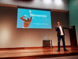 conferencias-para-empresas-felicidad-300x225